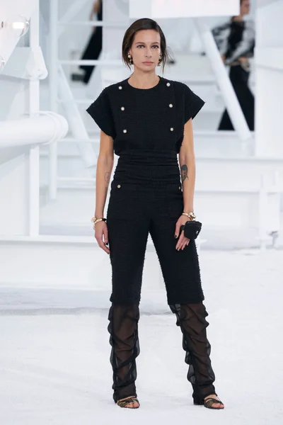 Look 52